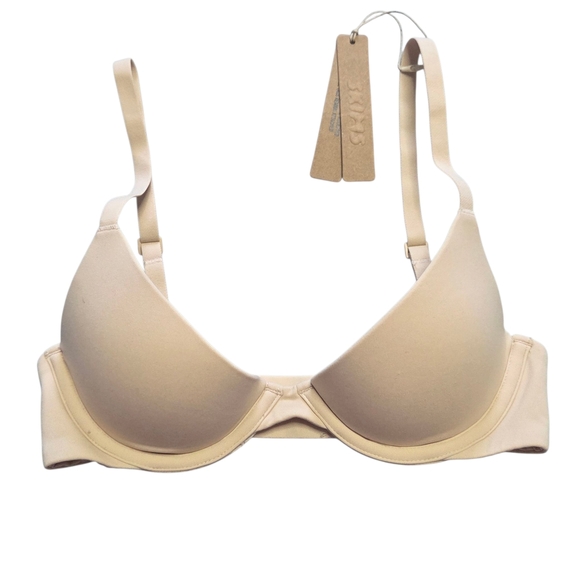 SKIMS FITS EVERYBODY SCOOP PLUNGE BRA SAND 30A NWT - Picture 1 of 3